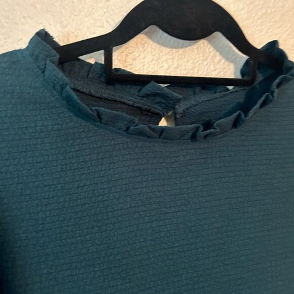 Emerald CHRISTMAS HOLIDAY Green Ruffle Short Sleeve Blouse - Picture 3 of 5